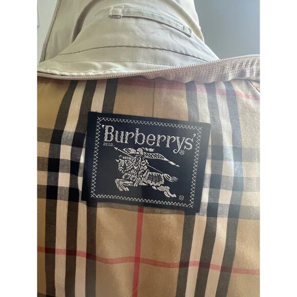 Burberry Camden Women’s Beige Removable Lining Water Resistant Trench Coat Sz XL - Picture 13 of 16